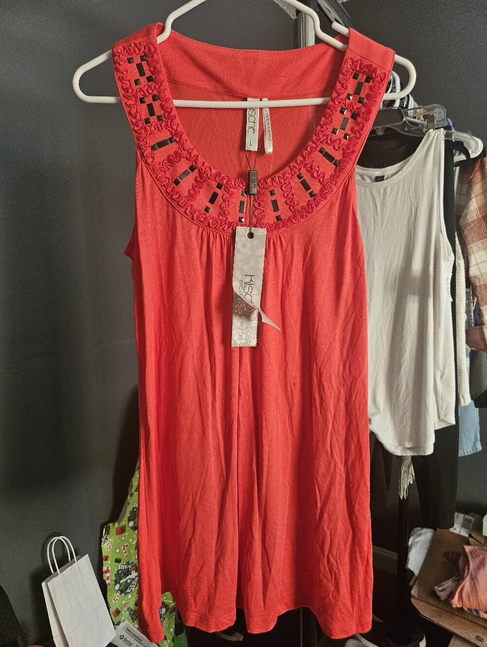 chic Embroidered Coral-Red Tank Top